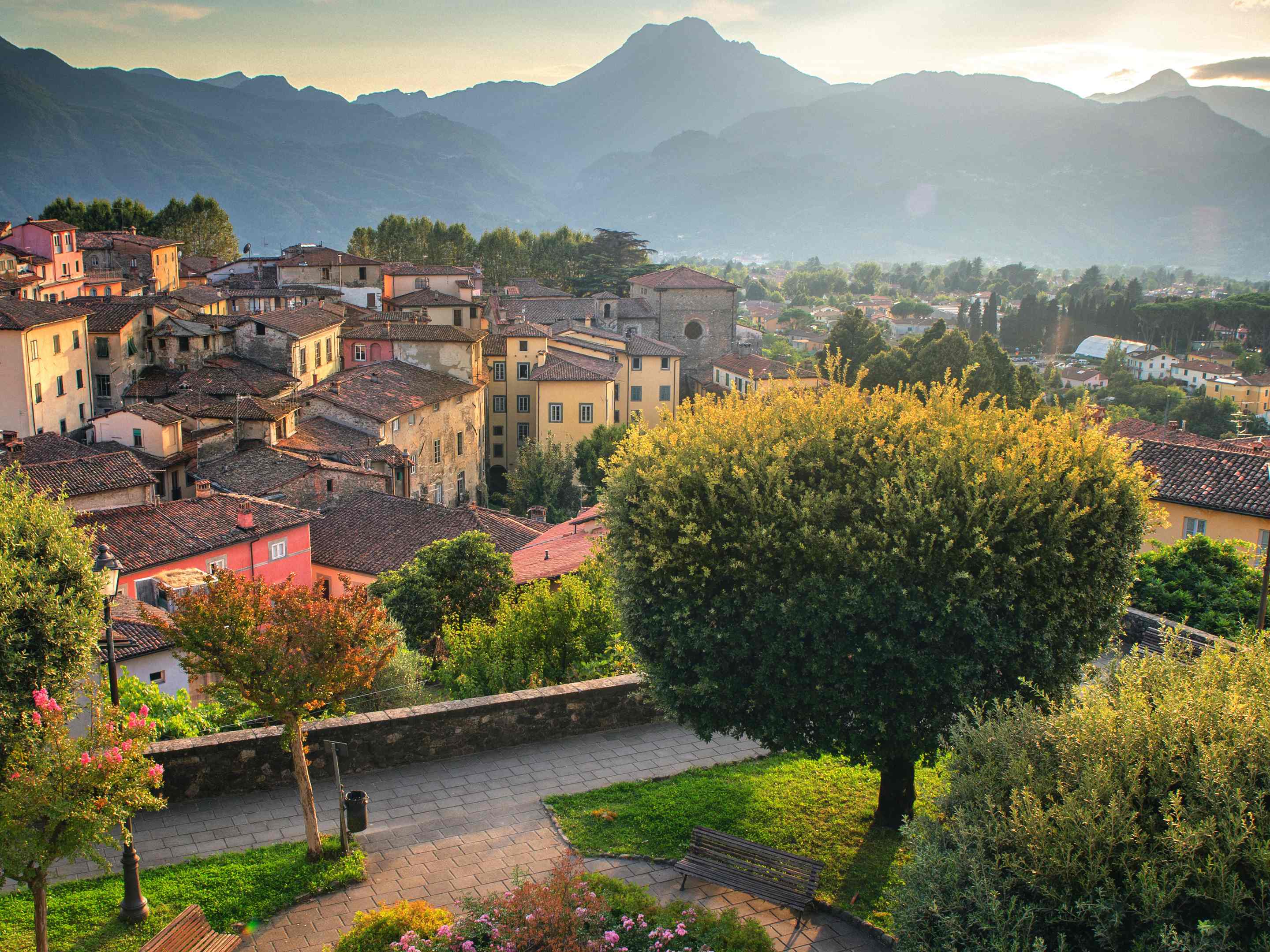 10 most beautiful towns and villages in Tuscany, Italy | Trainline, image size:2880x2160