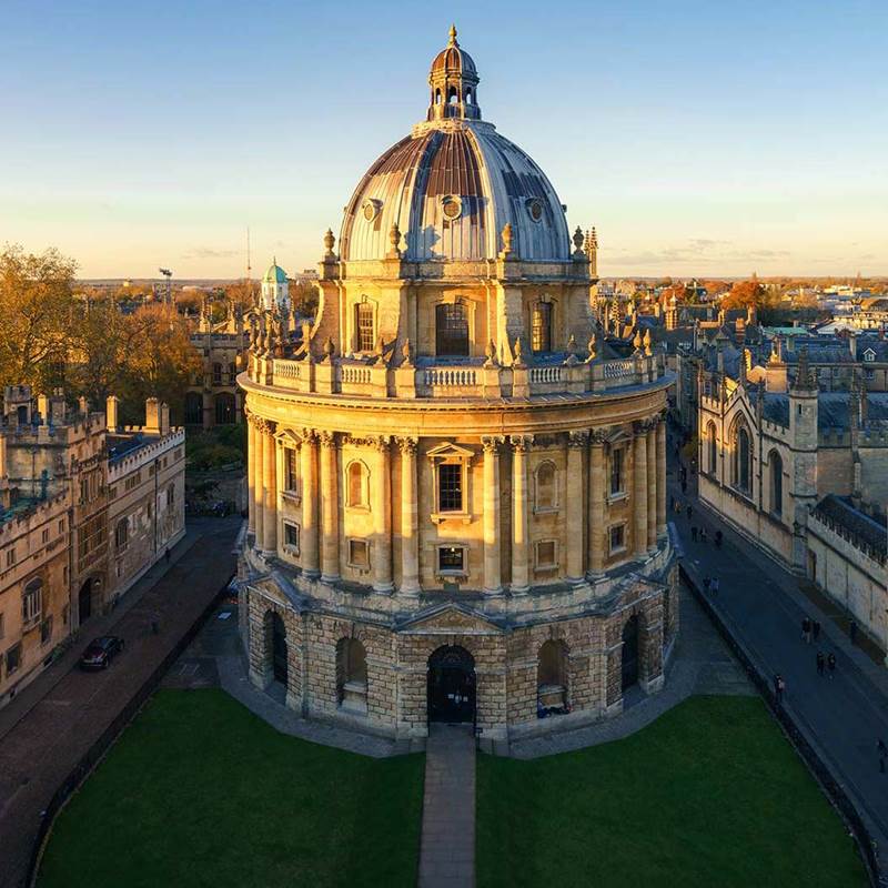 The History of Oxford, City of Dreaming Spires