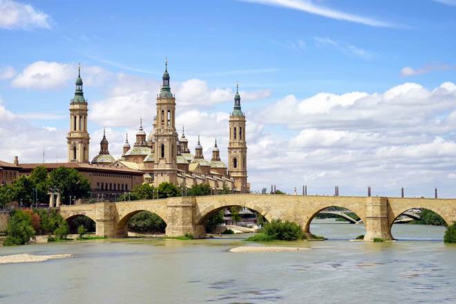 Basilica of Our Lady of the Pillar and the Ebro River