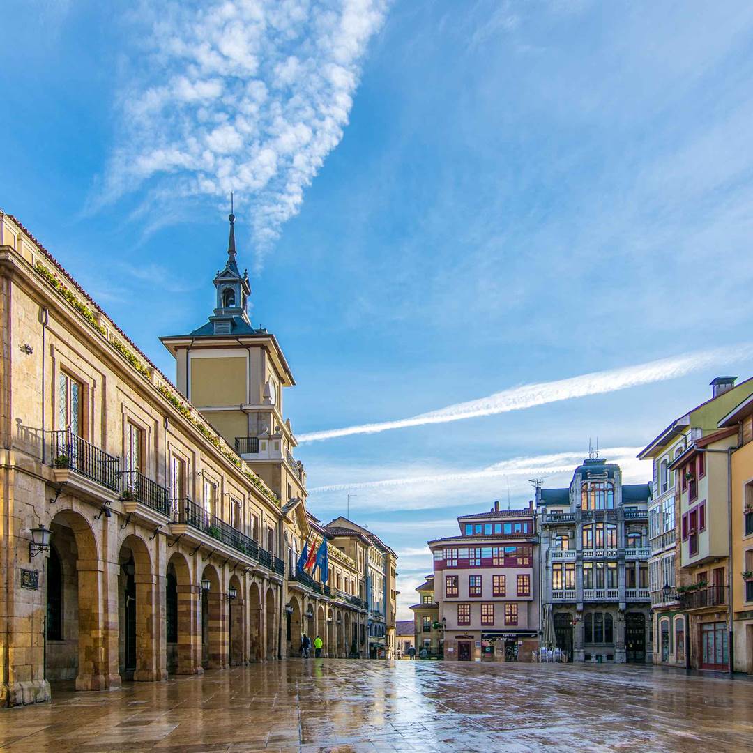 Qué ver y hacer en Oviedo Guía completa de la ciudad Trainline Qué ver y hacer en Oviedo Guía completa de la ciudad Trainline