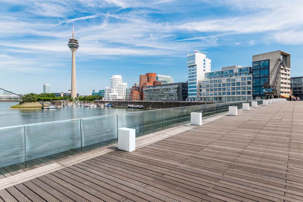Paris To Dusseldorf Hbf By Train From 32 Times Tickets Trainline
