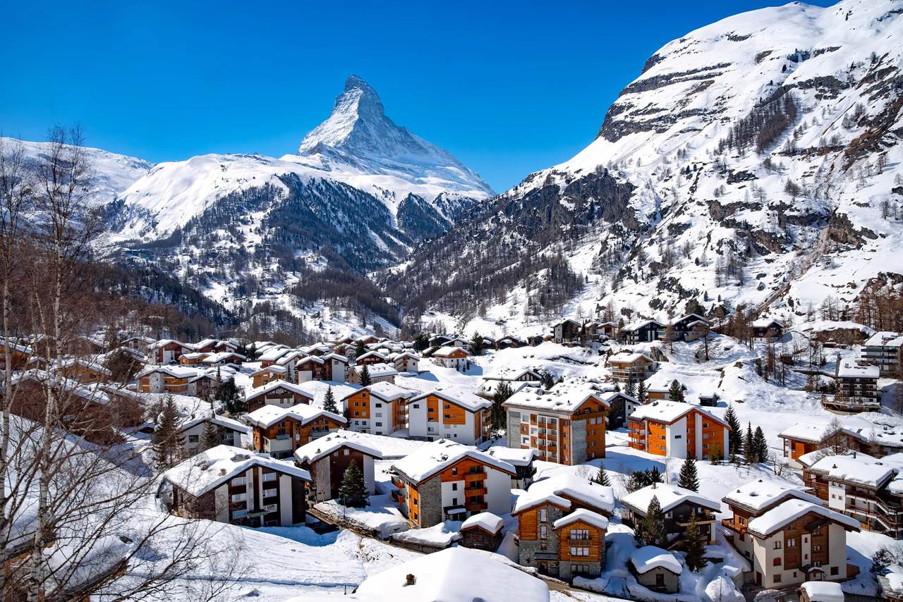 tijger Schaken Voor type Geneva to Zermatt by Train from $38.86 | Get Times & Tickets | Trainline