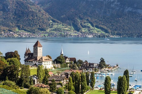 interlaken lake thun