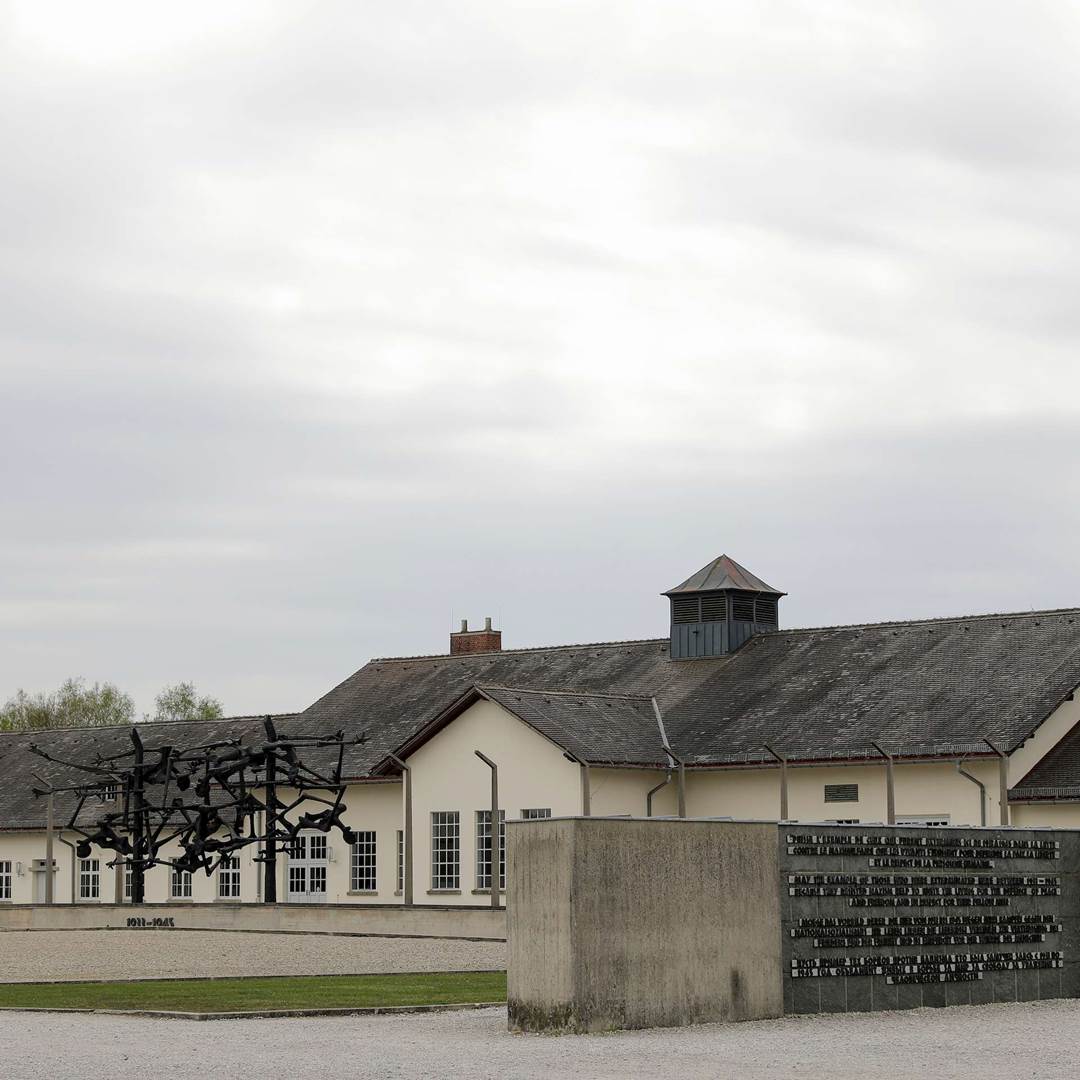 visit dachau concentration camp