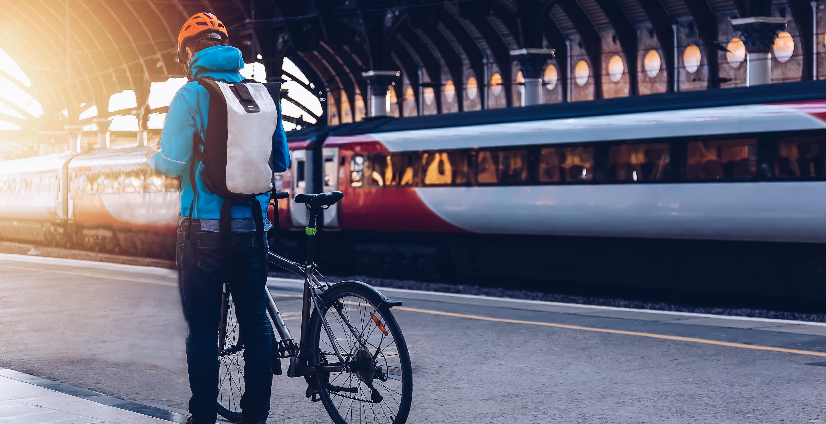 Toepassen Pelgrim Bladeren verzamelen Can I Travel With My Bike On The Train? | Bikes On Trains in the UK |  Trainline