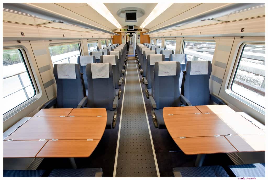 Tren valencia a coru帽a cheap