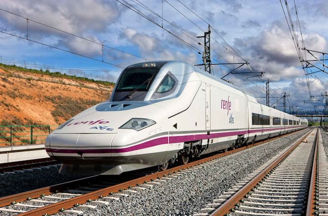 renfe salamanca madrid