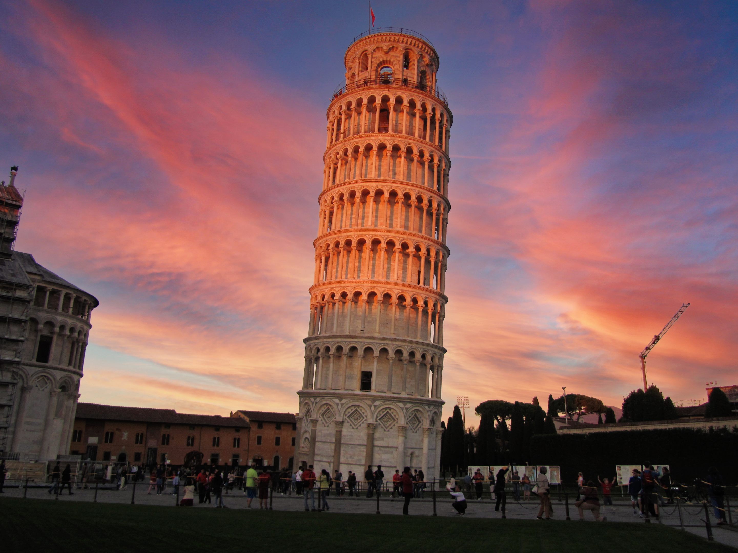 The Leaning Tower of Pisa: The Photo-Op Circus