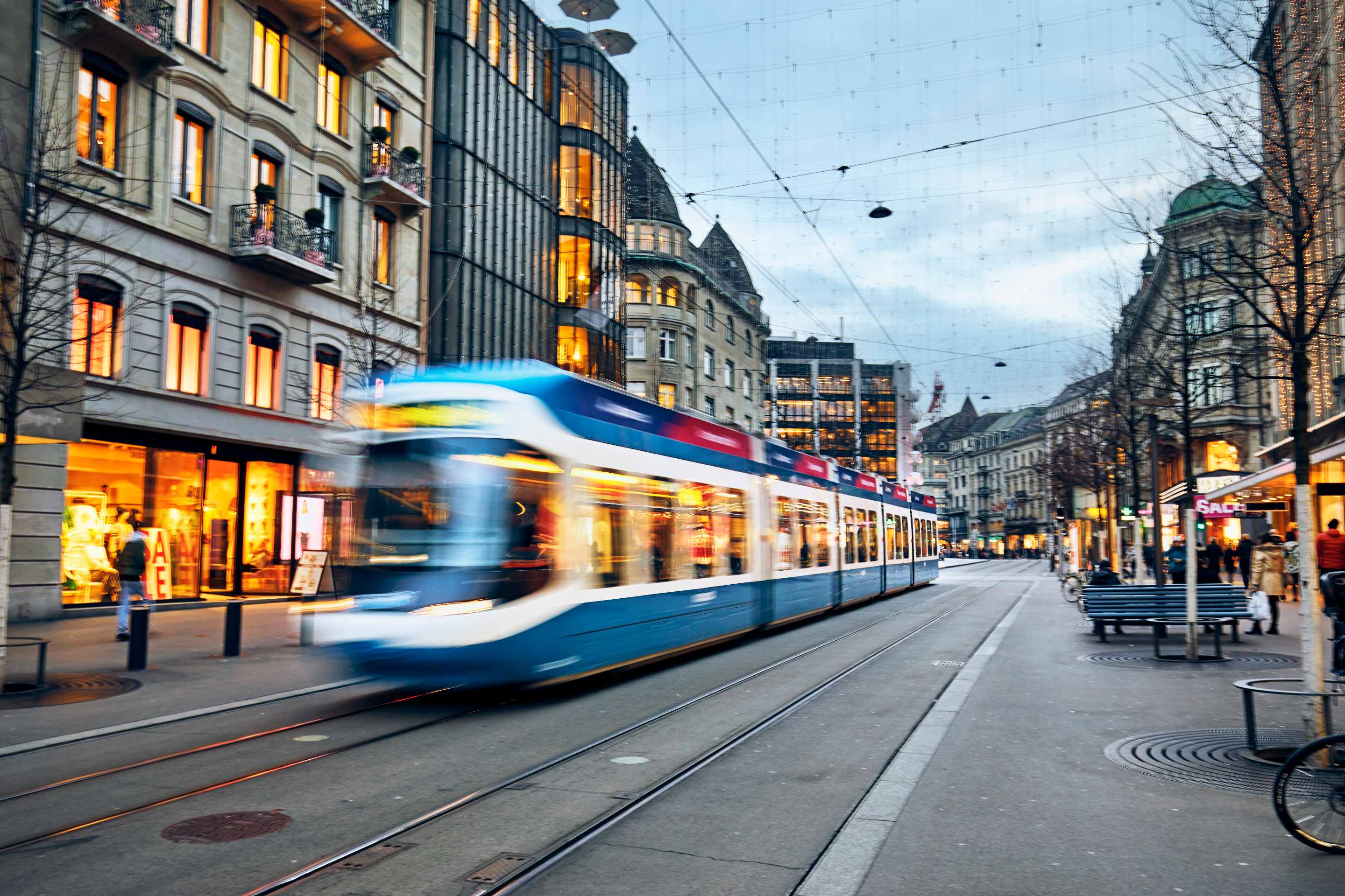 zurich-airport-train-to-city