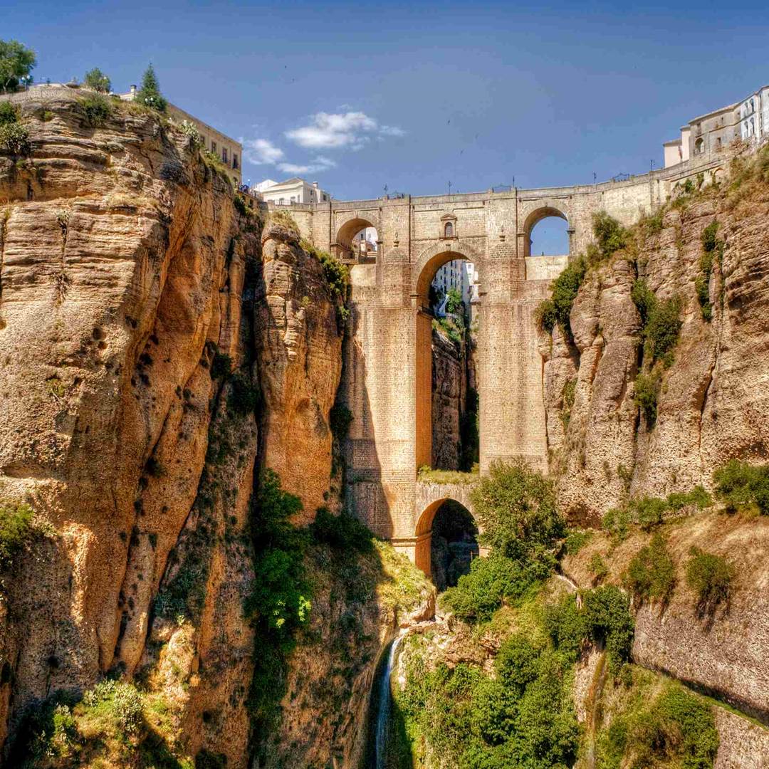 The famous bridge in Ronda, Spain: Get to know Puente Nuevo | Trainline