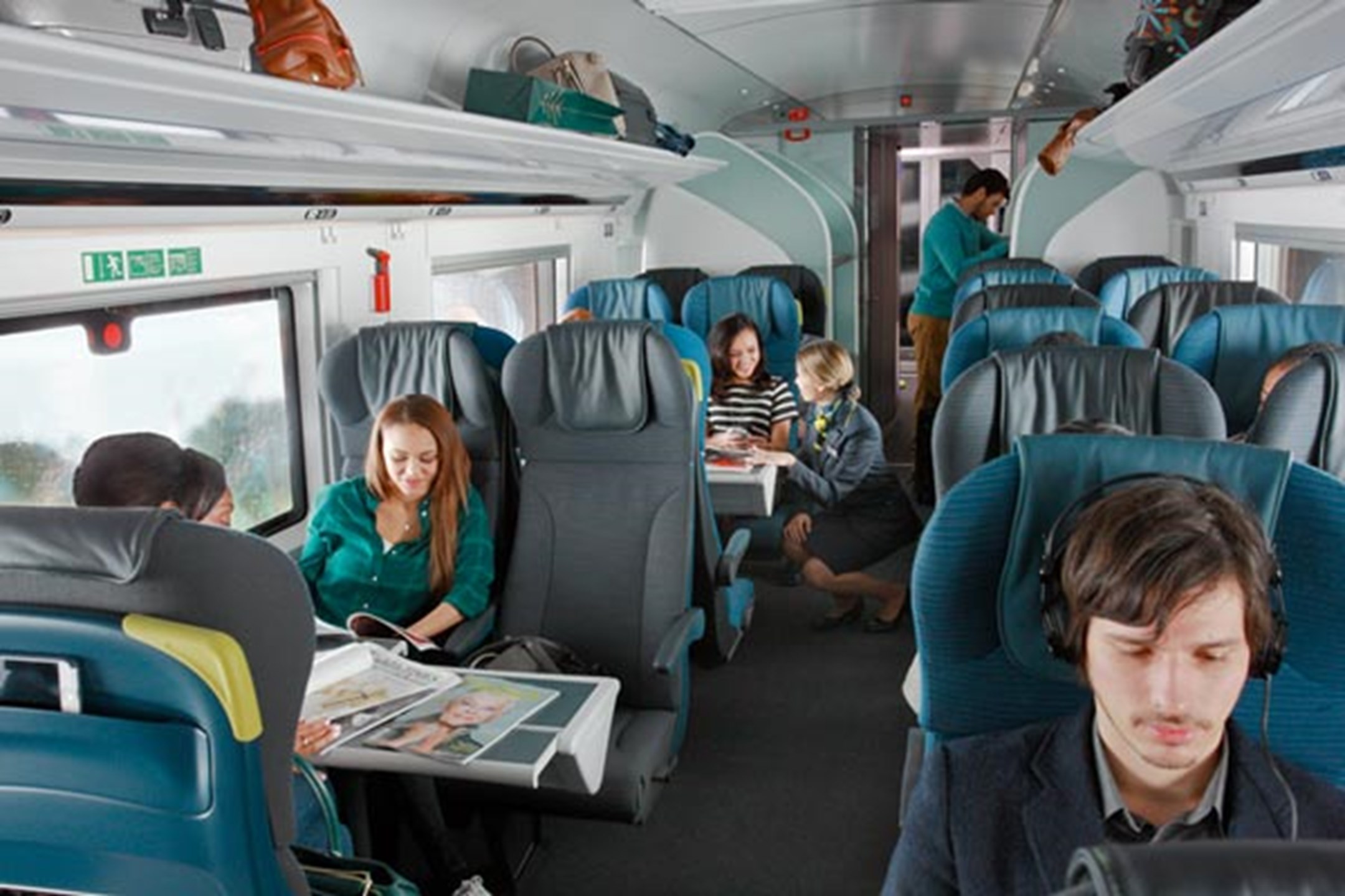 Sncb Horaire Des Trains En Temps Reel Rechercher un train par numéro et gare | Suivez votre train avec Trainline