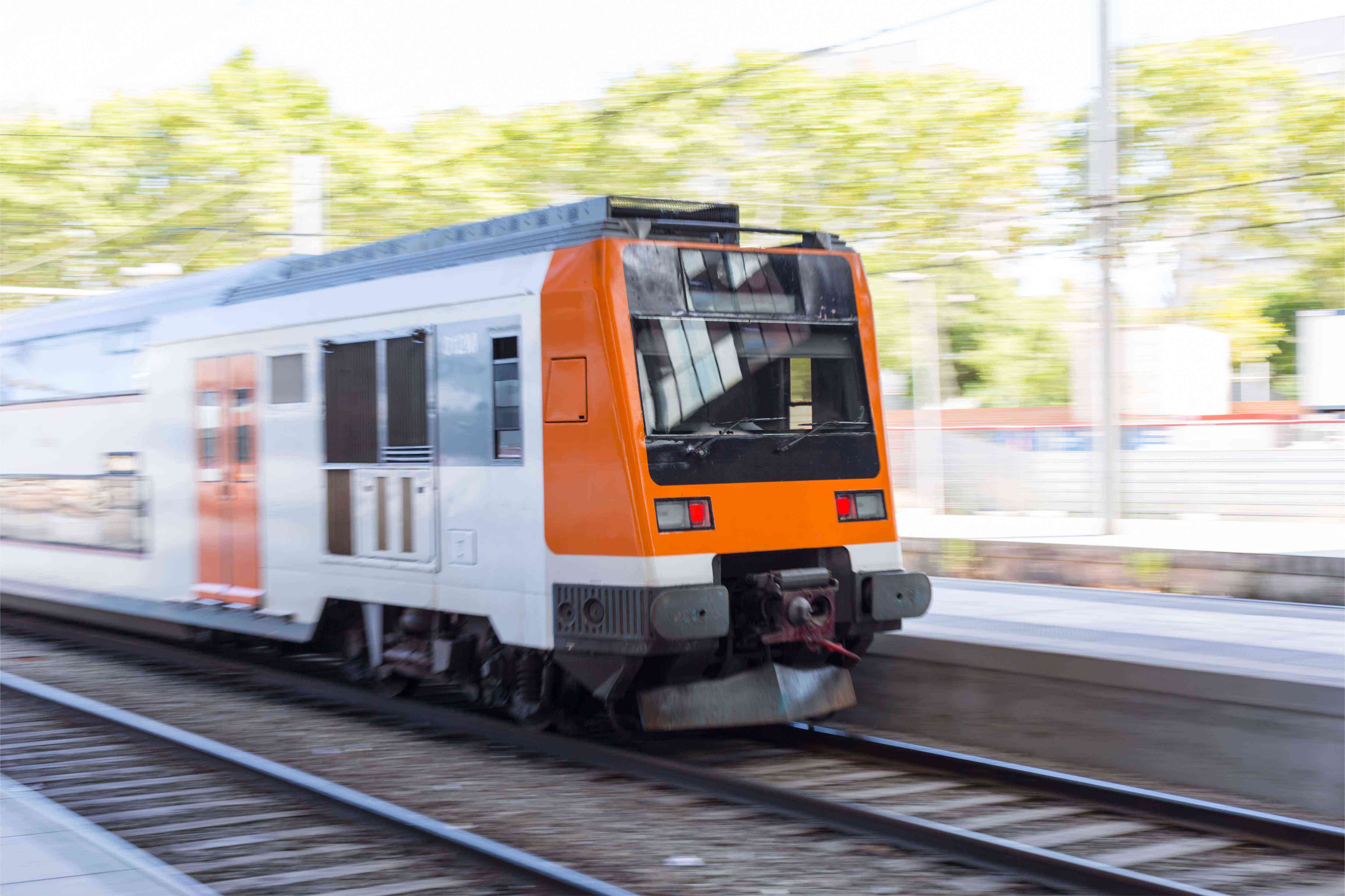 Renfe AVE, Tickets und Fahrplan Zug Spanien Trainline