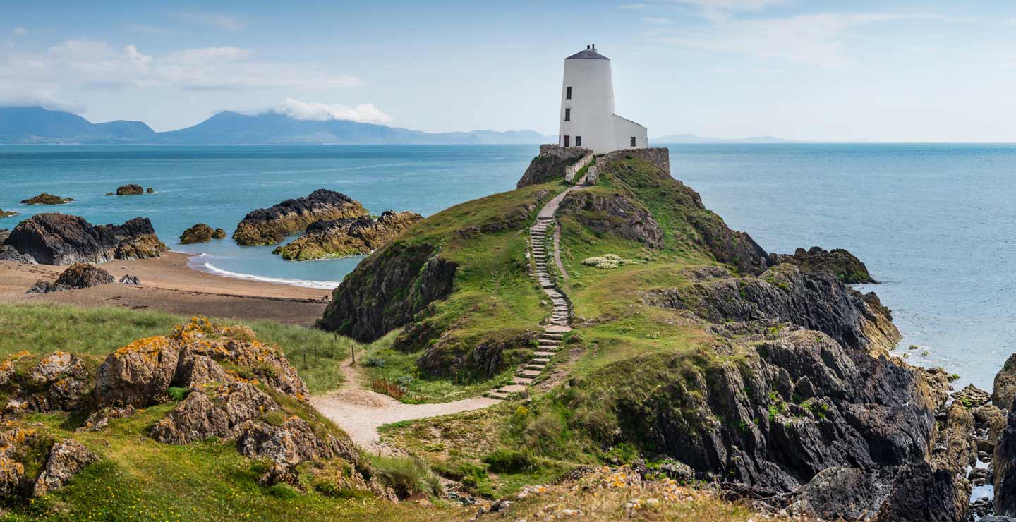 travel wales trains