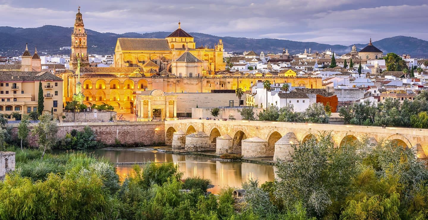 Organizar un viaje a Sevilla, Córdoba, Granada y Málaga