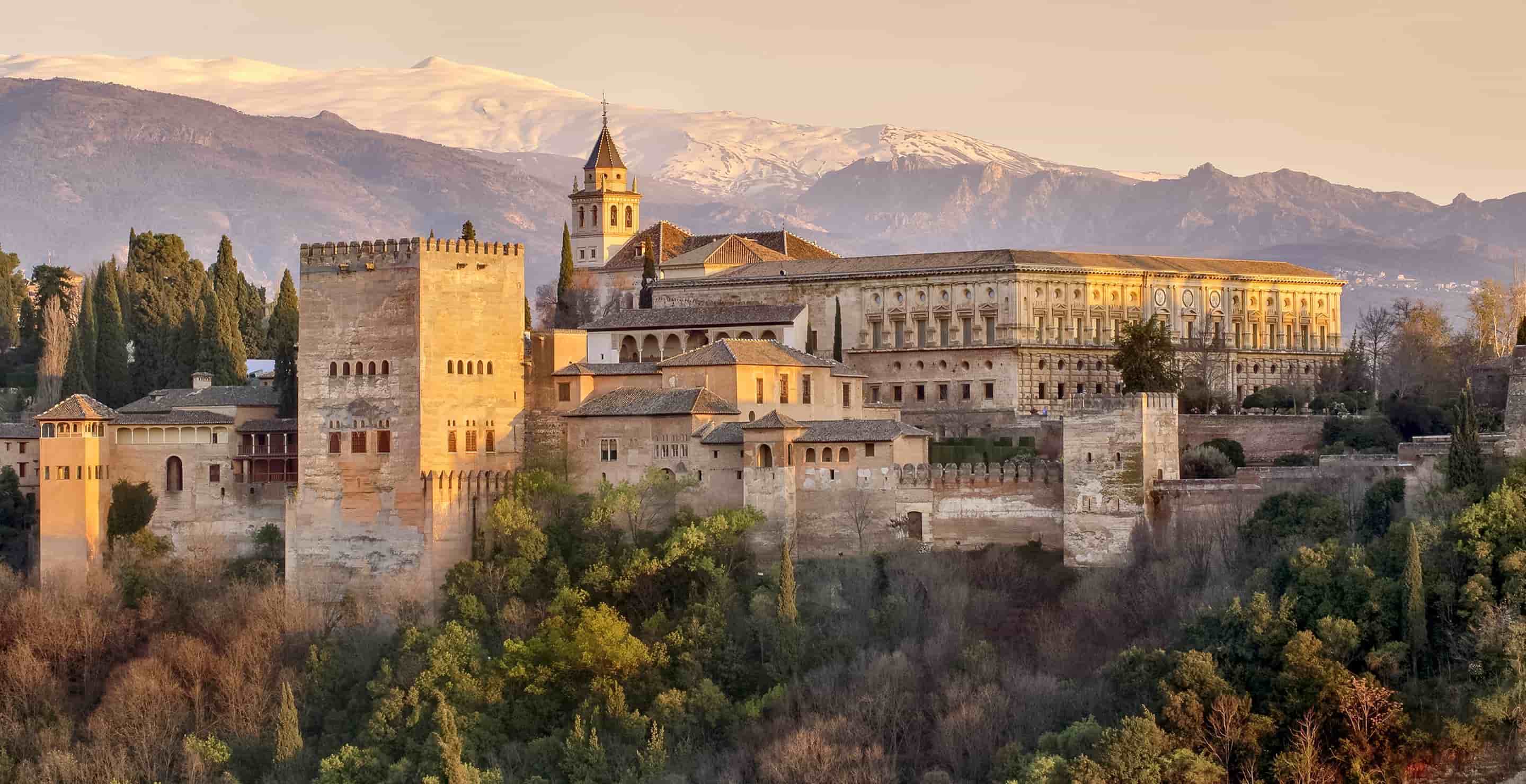 ¿Cómo ir de Aeropuerto de Málaga a Granada?